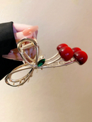 Acessório de cabelo cereja