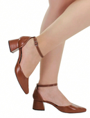 Scarpin Feminino Retrô