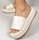 Sandália metalizada