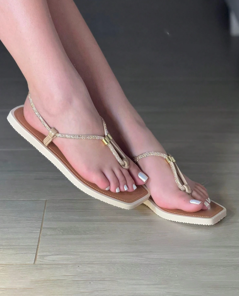 Sandália feminina retrô