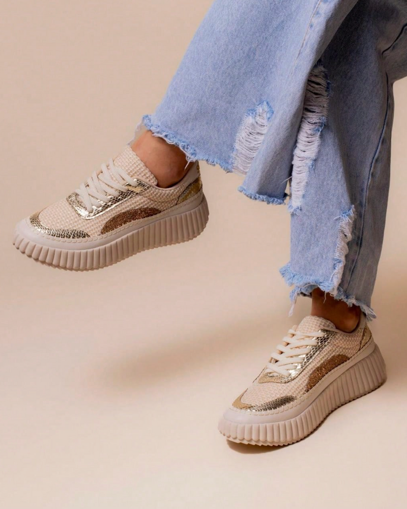 Tênis feminino retrô