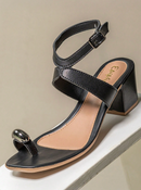 Sandália salto retrô