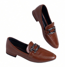 Mocassim detalhe em metal