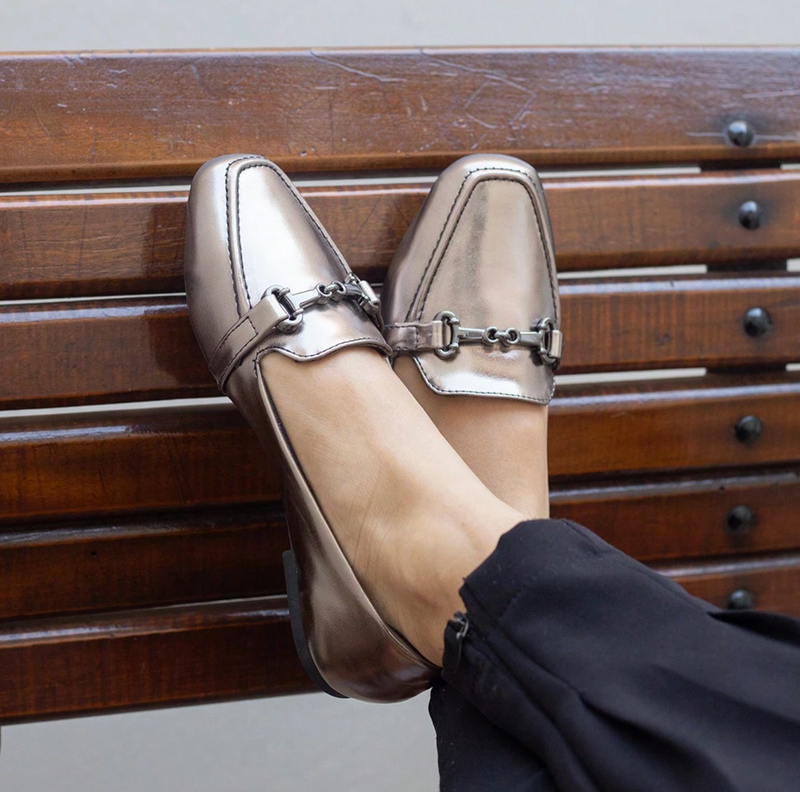 Mocassim metalizado luxo