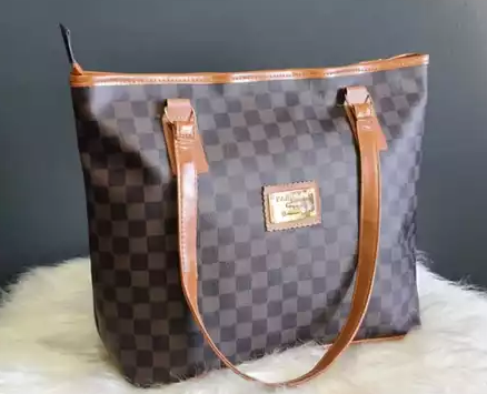 Bolsa Feminina Grande De Ombro