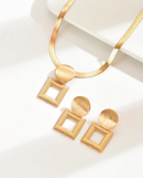 Conjunto de Brincos e Colar Luxo
