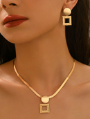 Conjunto de Brincos e Colar Luxo